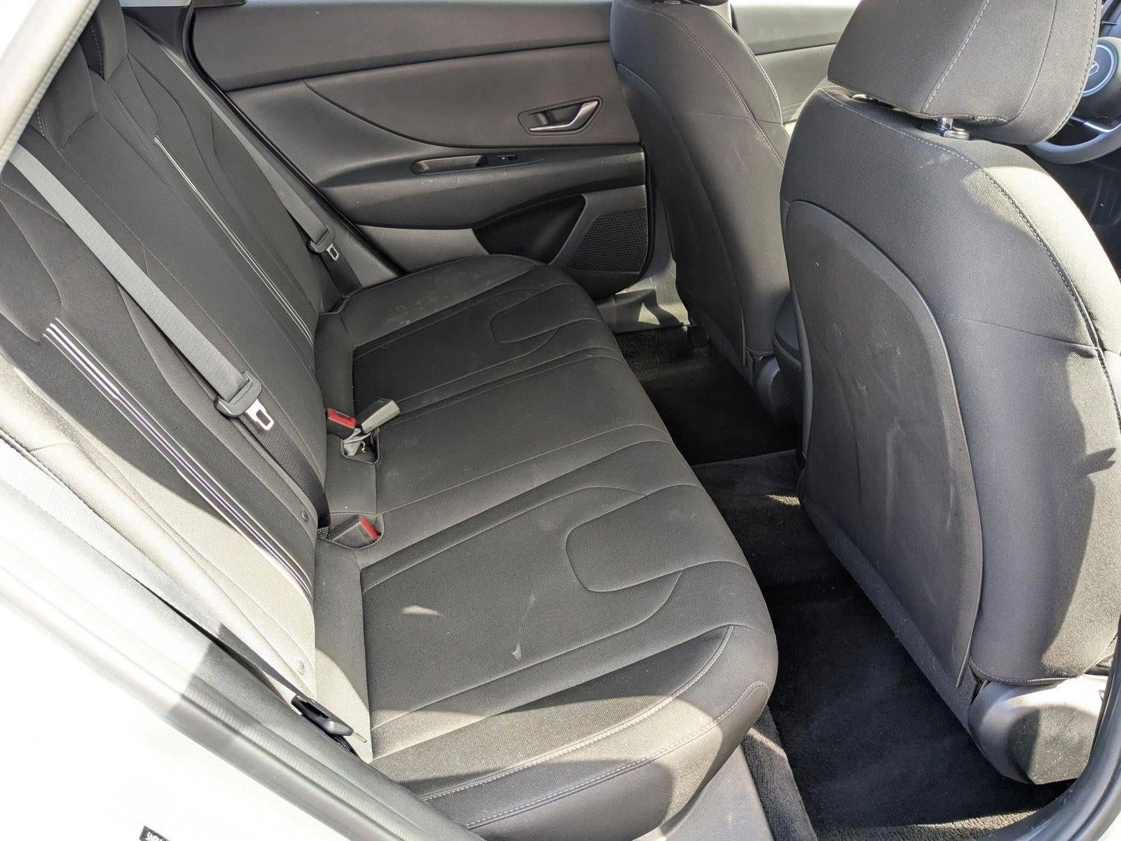 2021 Hyundai ELANTRA SEL IVT