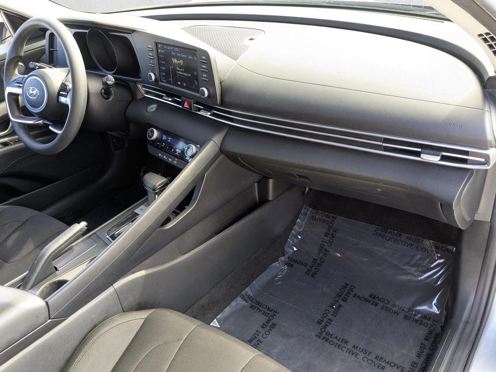 2021 Hyundai ELANTRA SEL IVT