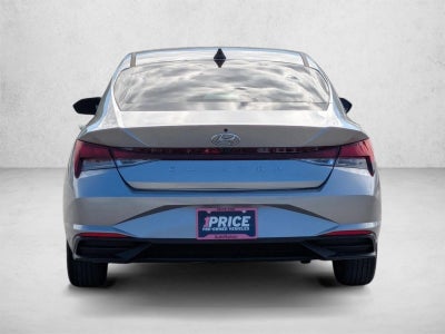 2021 Hyundai ELANTRA SEL IVT