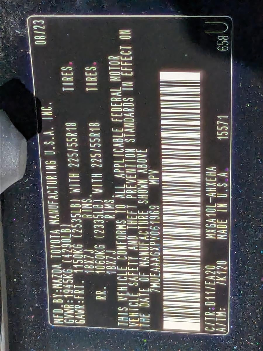 2023 Toyota Corolla Cross XLE 2WD (Natl)