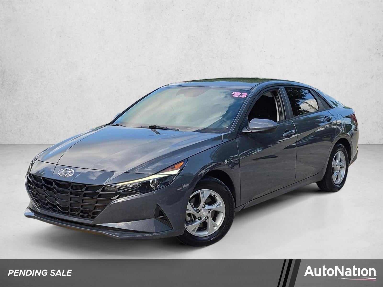 2023 Hyundai ELANTRA SE IVT