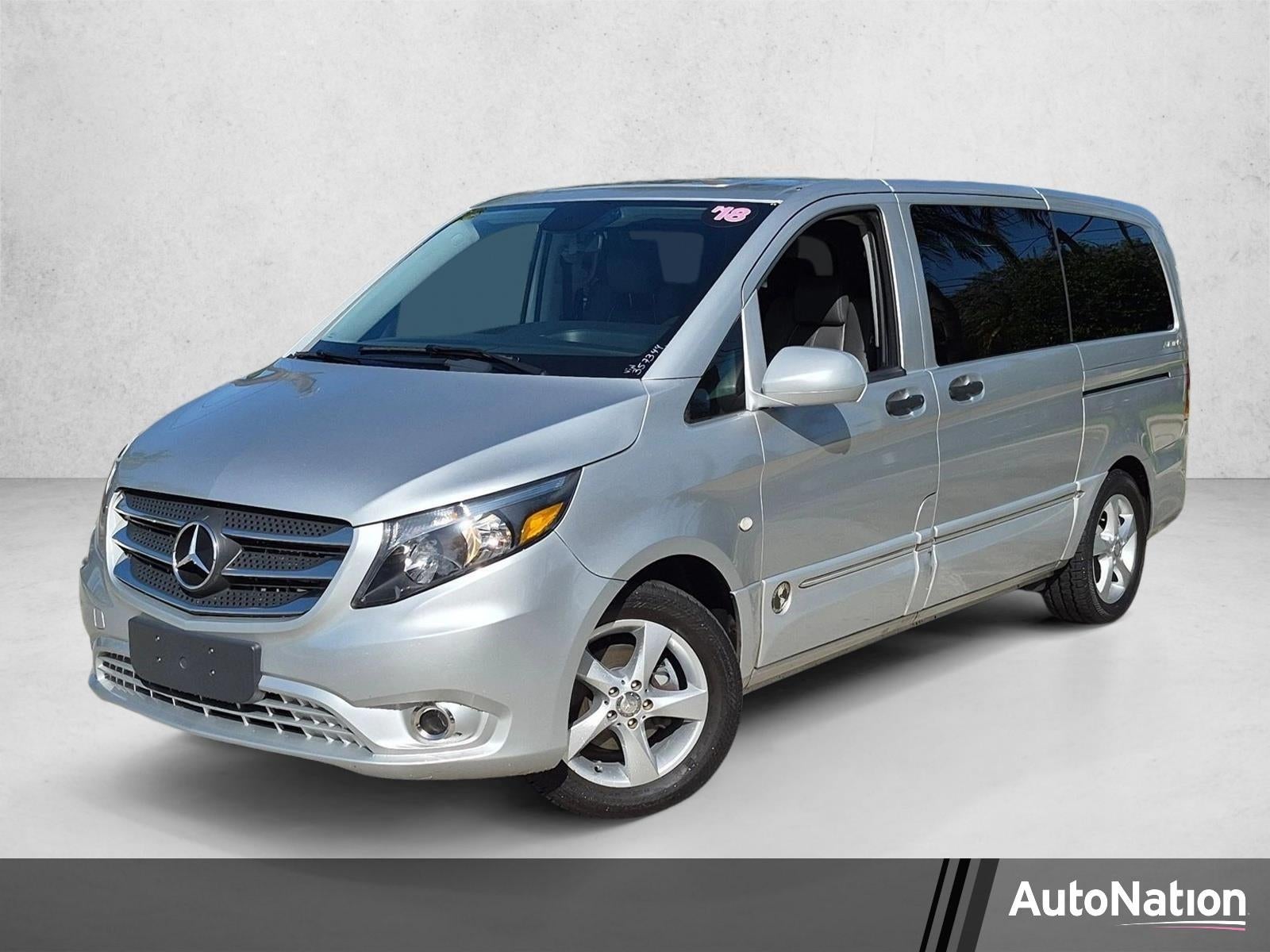 2018 Mercedes-Benz Metris Passenger Van Standard Roof 126" Wheelbase