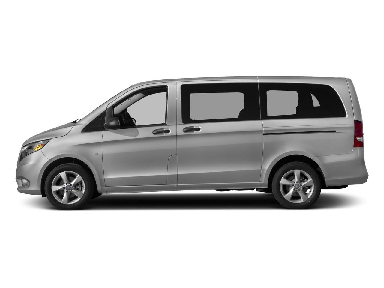 2018 Mercedes-Benz Metris Passenger Van Standard Roof 126" Wheelbase