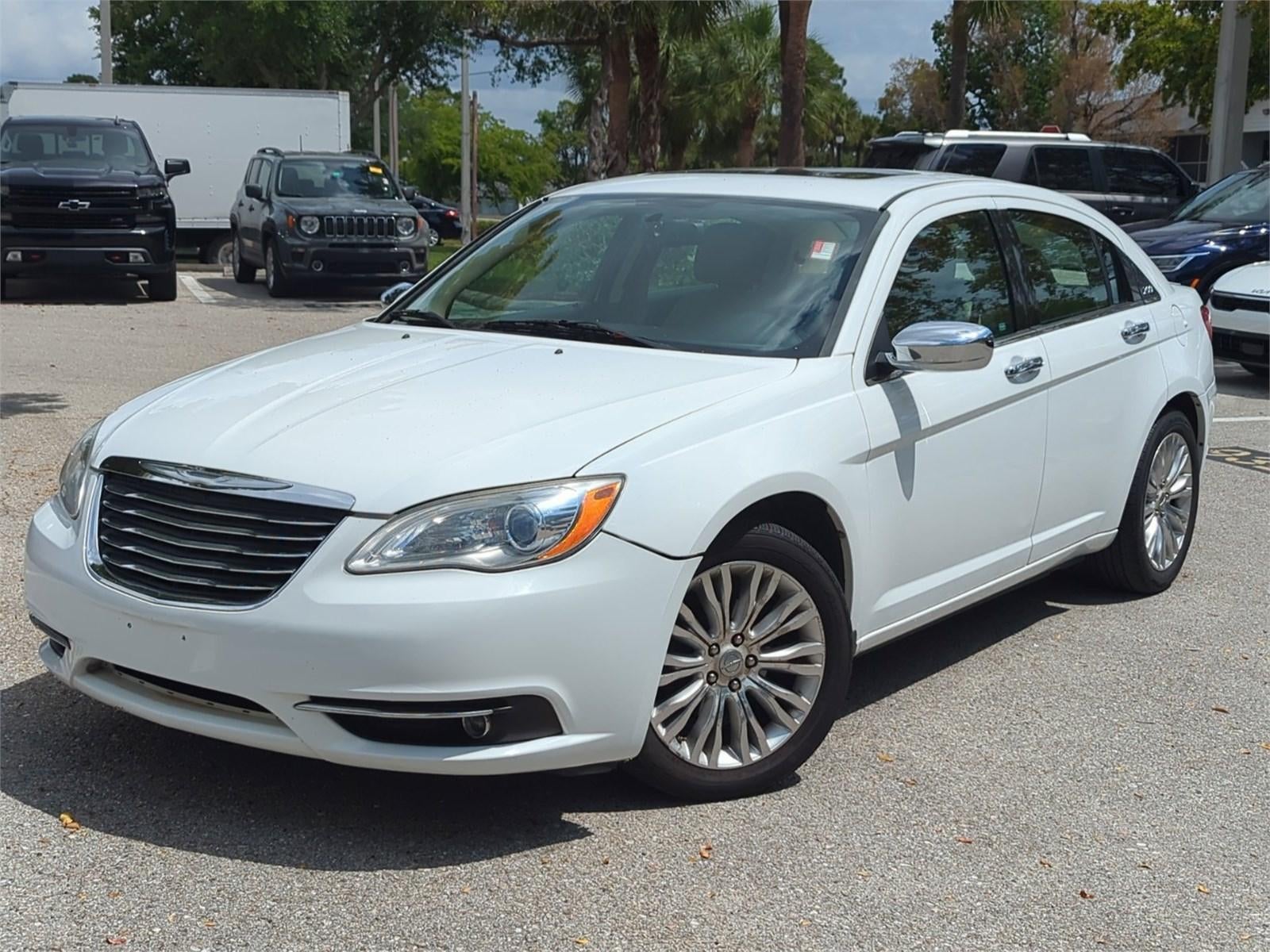 2011 Chrysler 200 4dr Sdn Limited