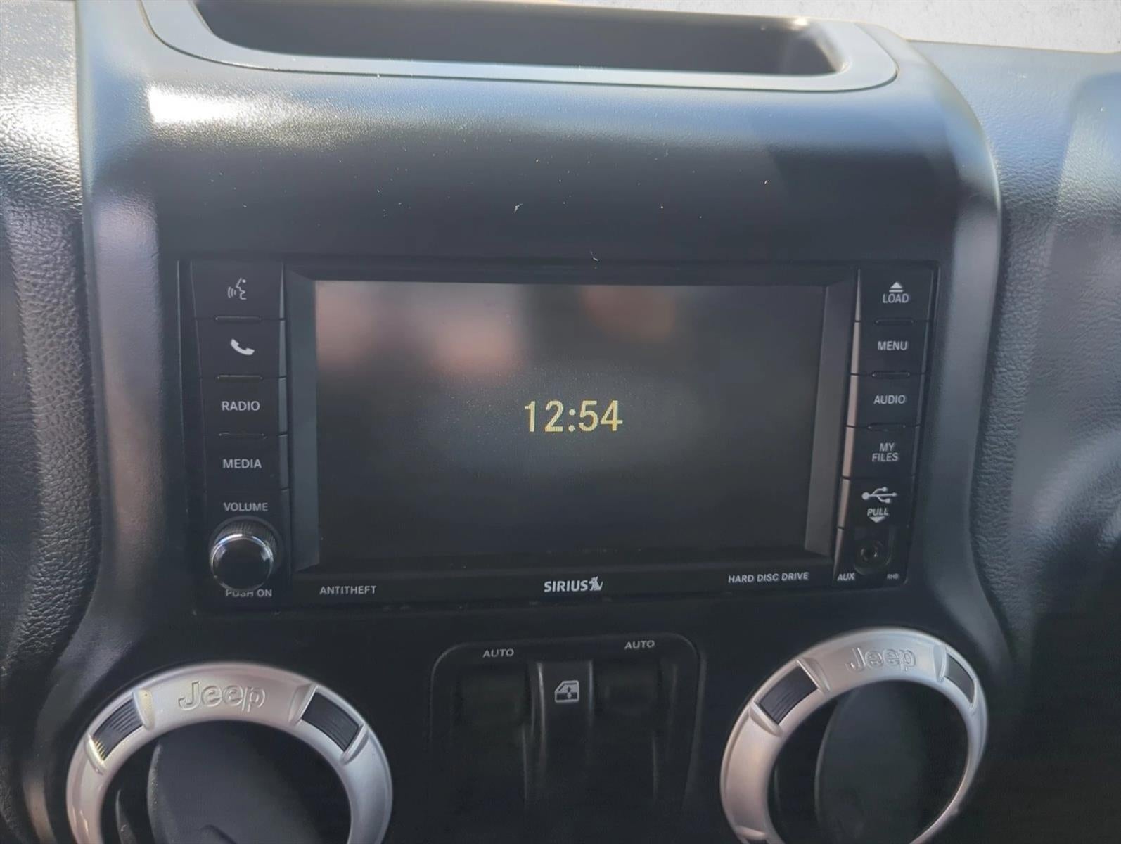 2013 Jeep Wrangler 4WD 2dr Sahara