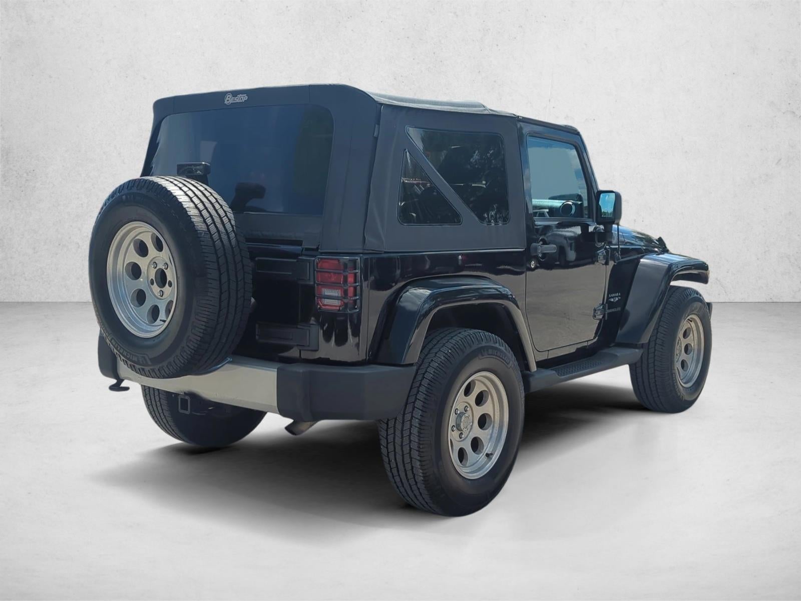2013 Jeep Wrangler 4WD 2dr Sahara