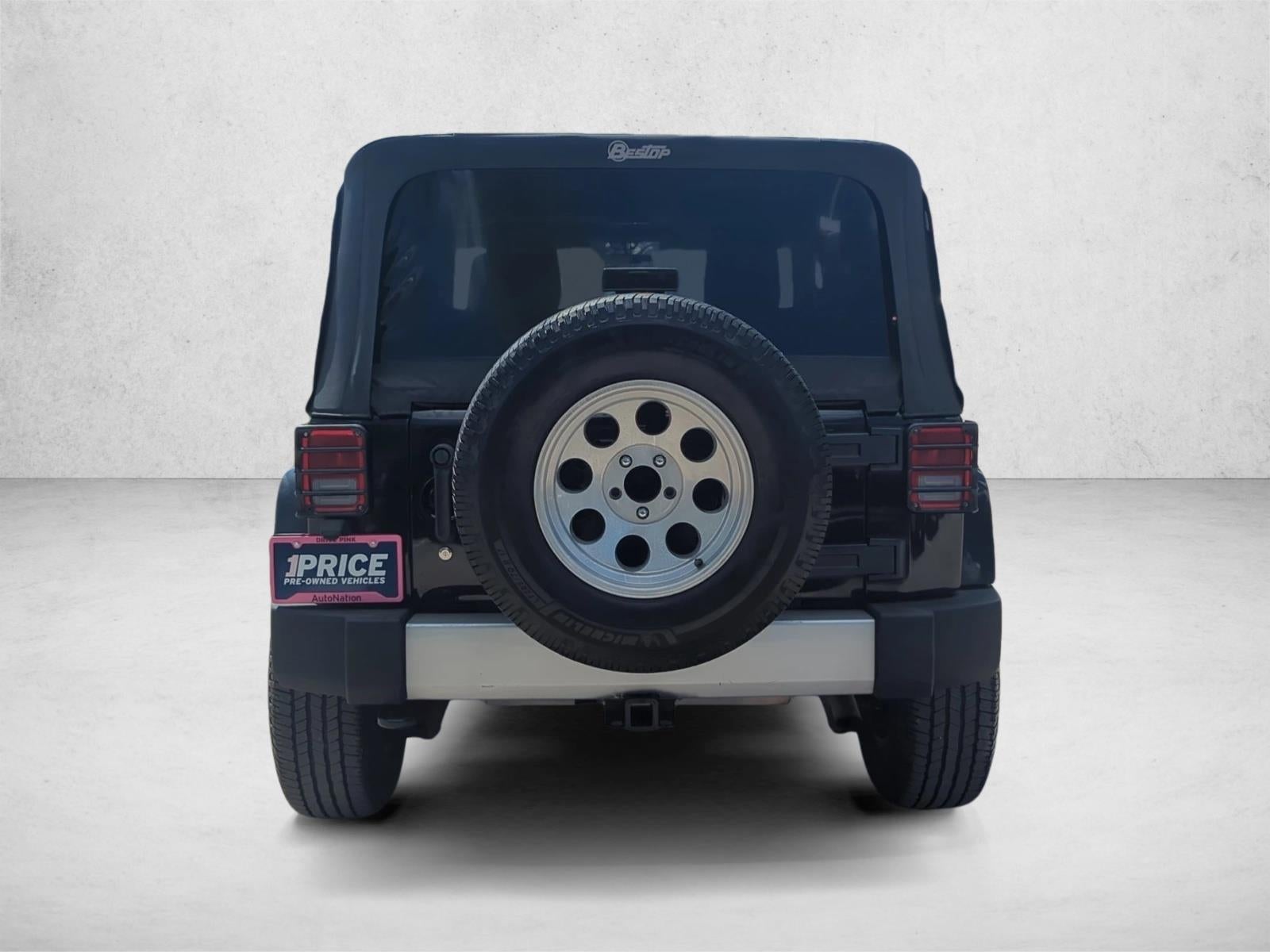 2013 Jeep Wrangler 4WD 2dr Sahara
