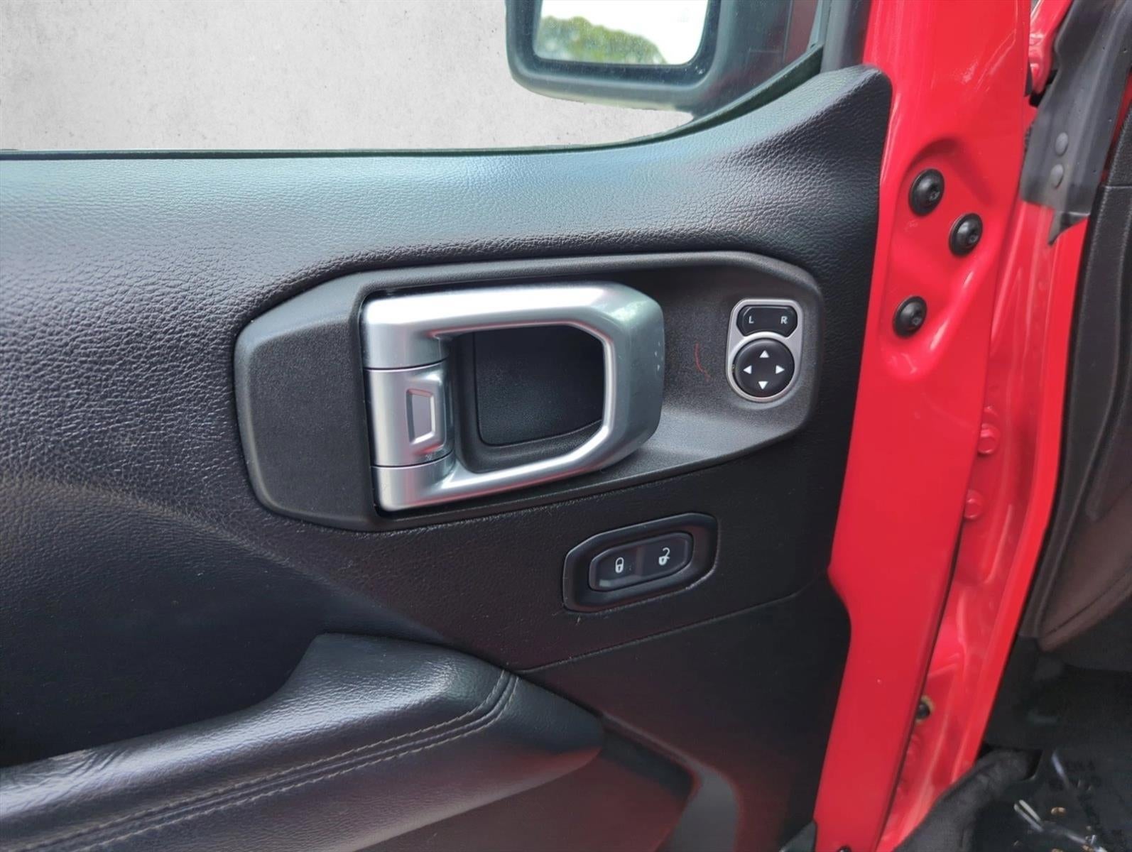 2019 Jeep Wrangler Unlimited Sahara Altitude 4x4