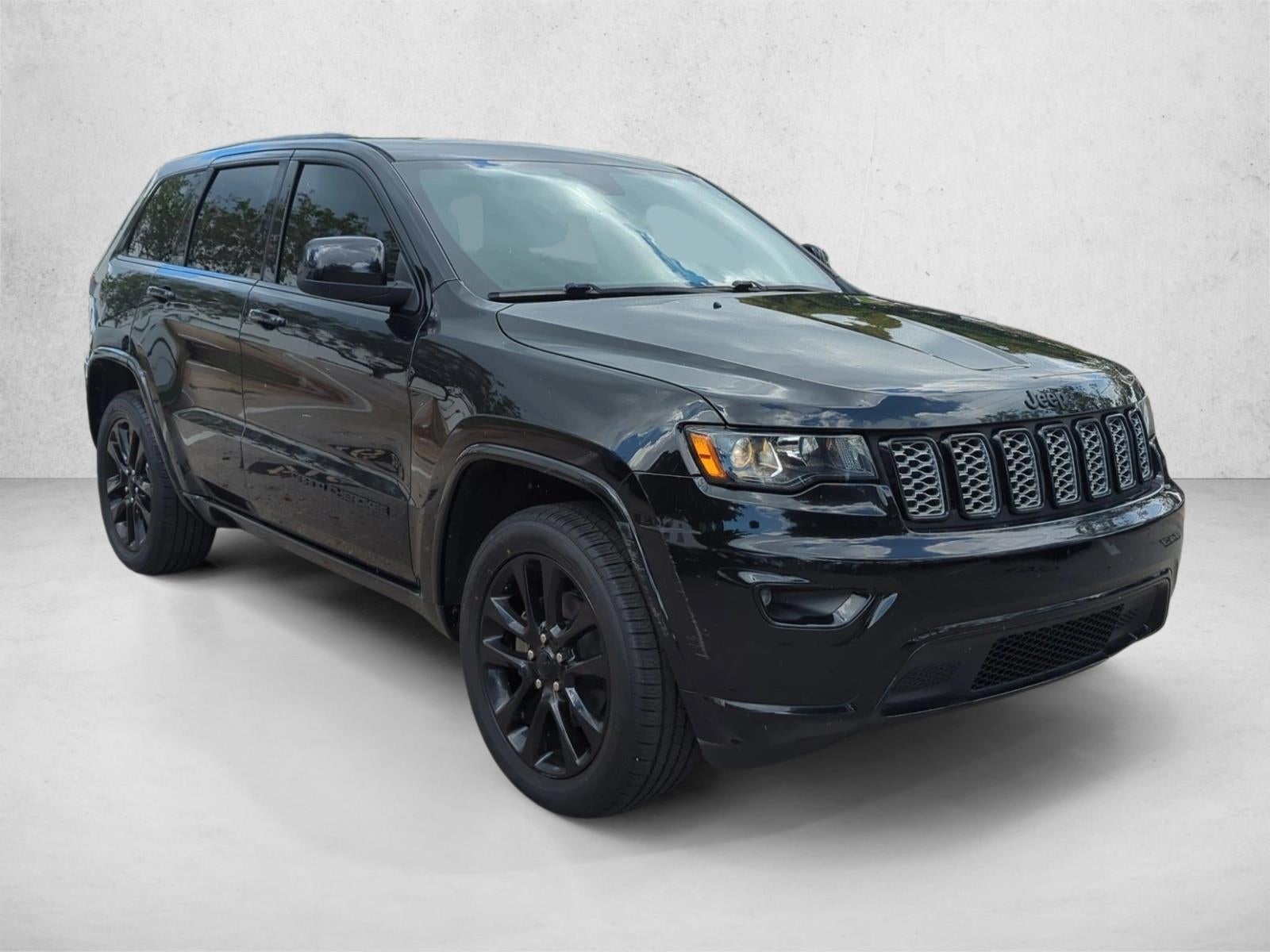 2018 Jeep Grand Cherokee Altitude 4x4 *Ltd Avail*