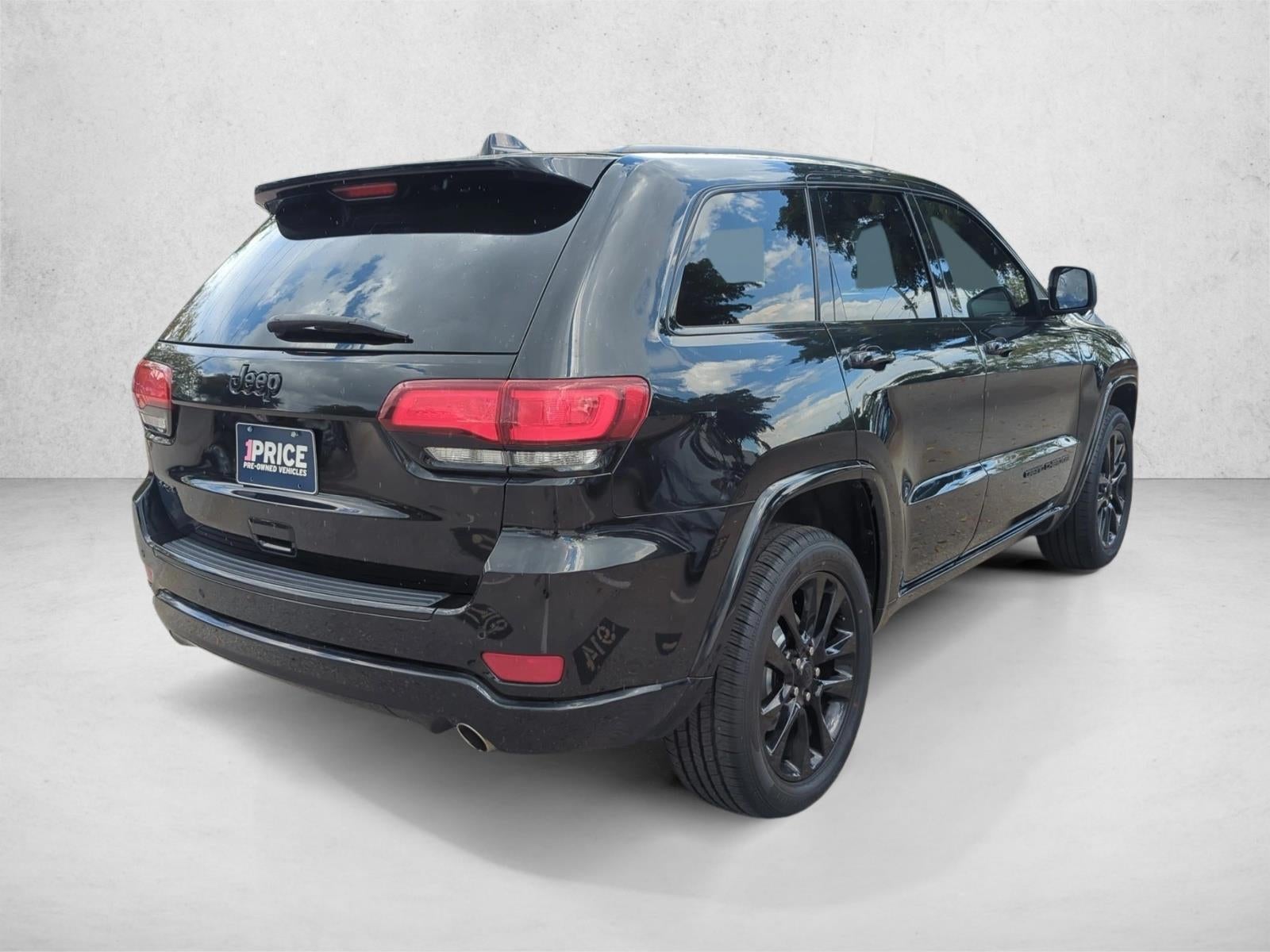 2018 Jeep Grand Cherokee Altitude 4x4 *Ltd Avail*