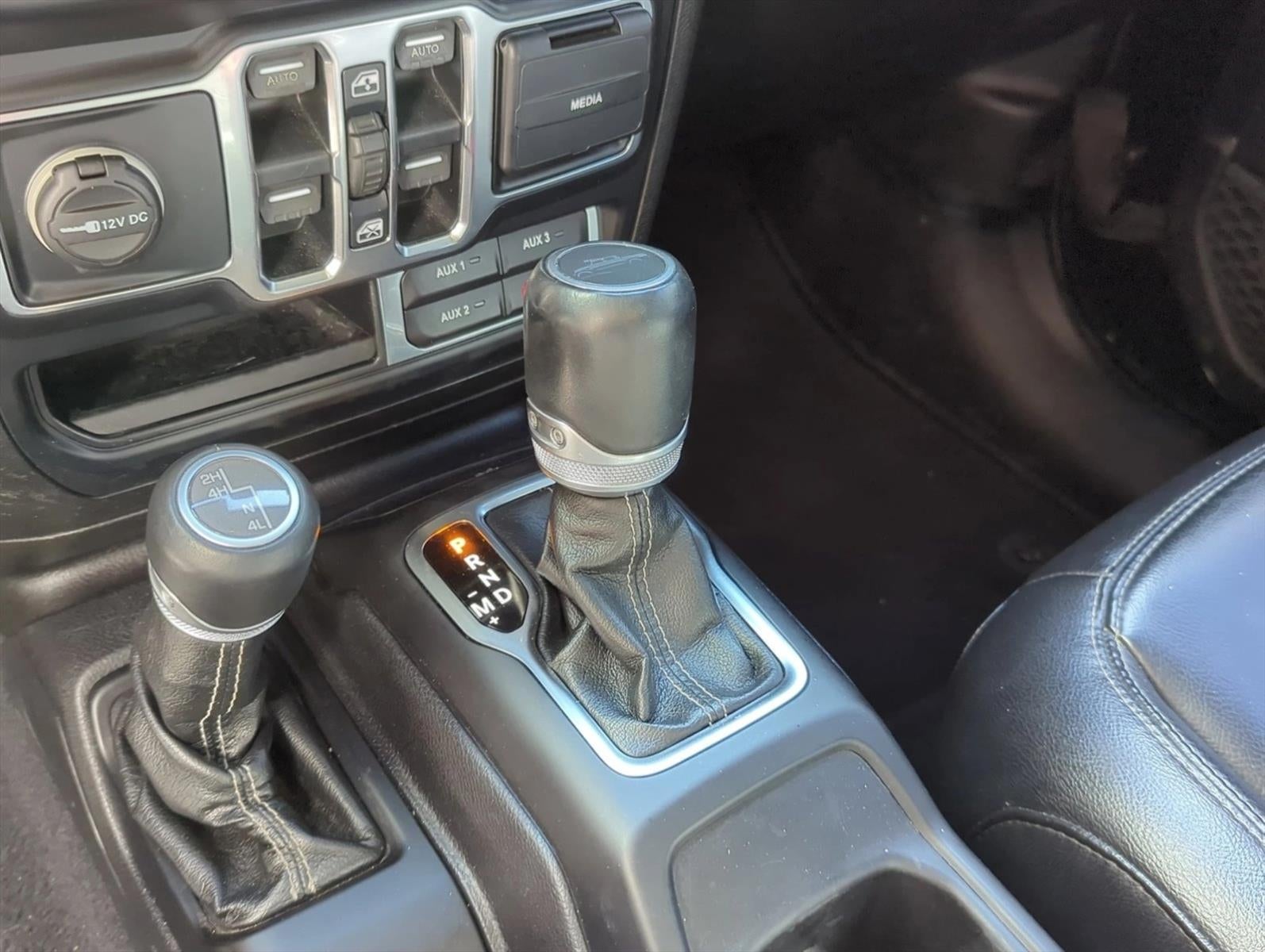 2020 Jeep Gladiator Overland 4x4