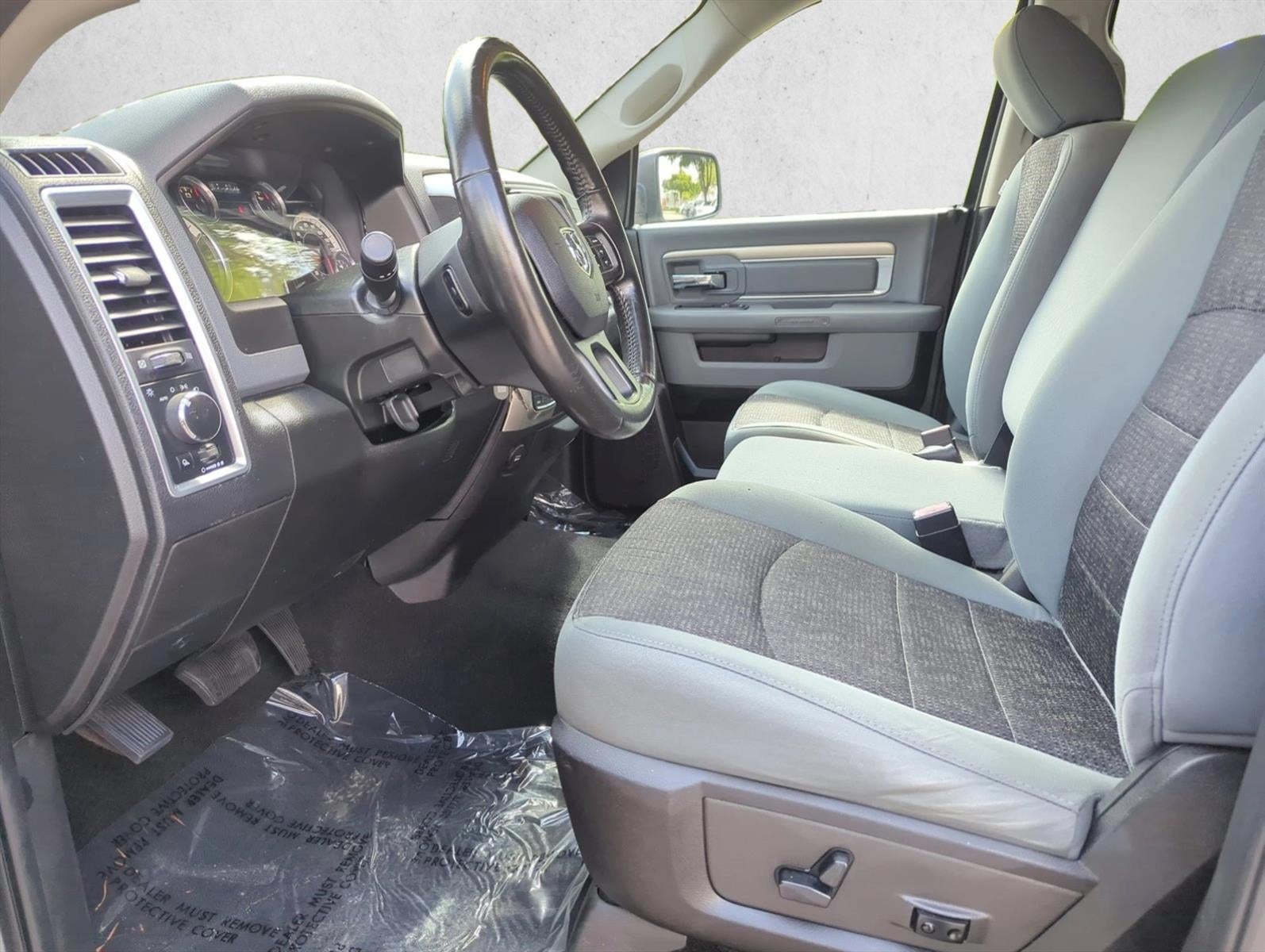 2019 RAM 1500 Classic Big Horn 4x4 Crew Cab 5'7" Box