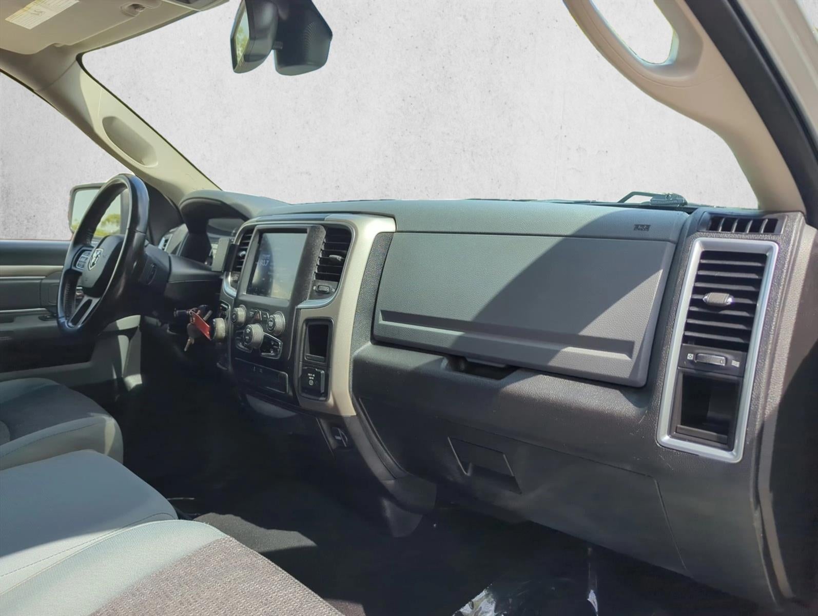 2019 RAM 1500 Classic Big Horn 4x4 Crew Cab 5'7" Box