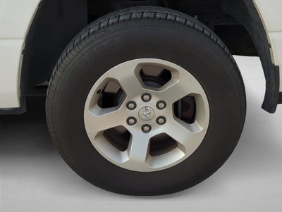 2019 RAM 1500 Tradesman 4x4 Crew Cab 5'7" Box