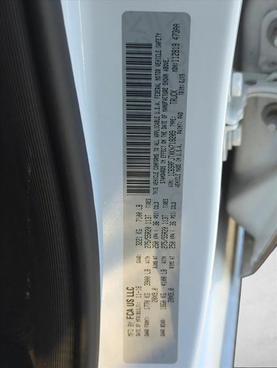 2019 RAM 1500 Laramie 4x4 Crew Cab 5'7" Box