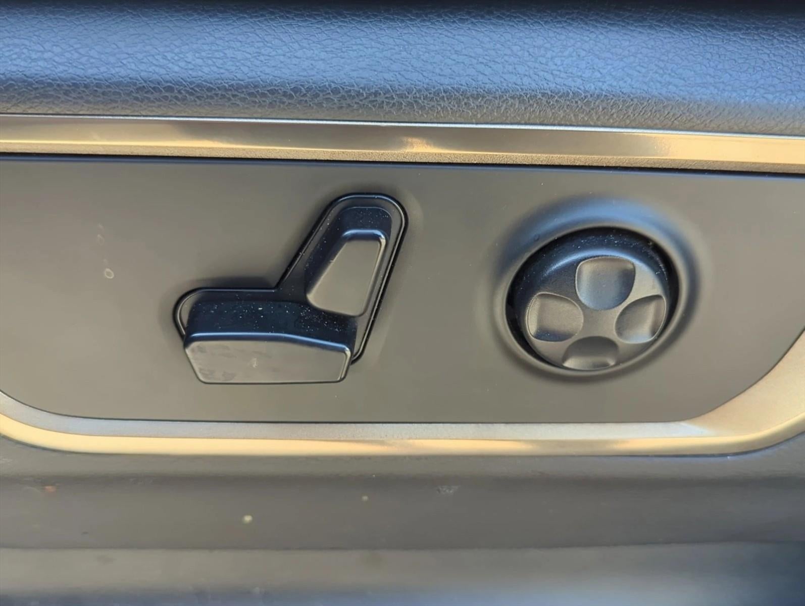 2021 RAM 1500 Longhorn 4x4 Crew Cab 5'7" Box