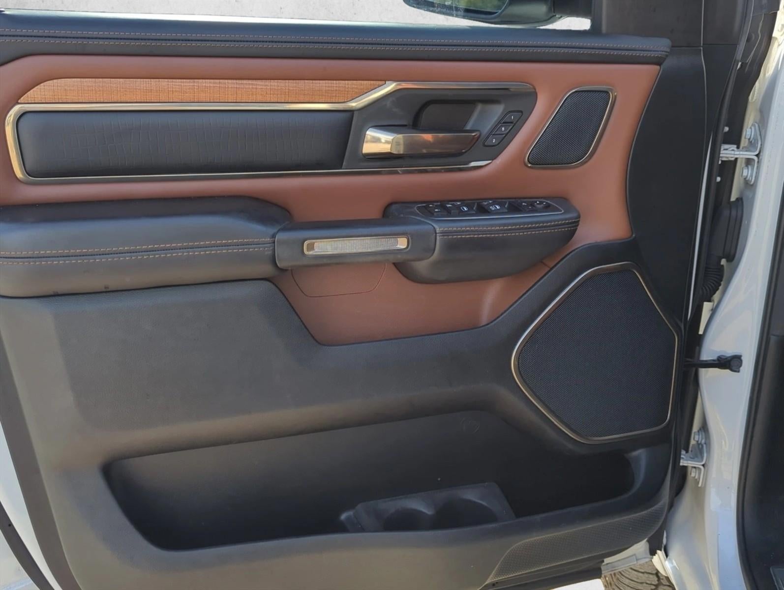 2021 RAM 1500 Longhorn 4x4 Crew Cab 5'7" Box