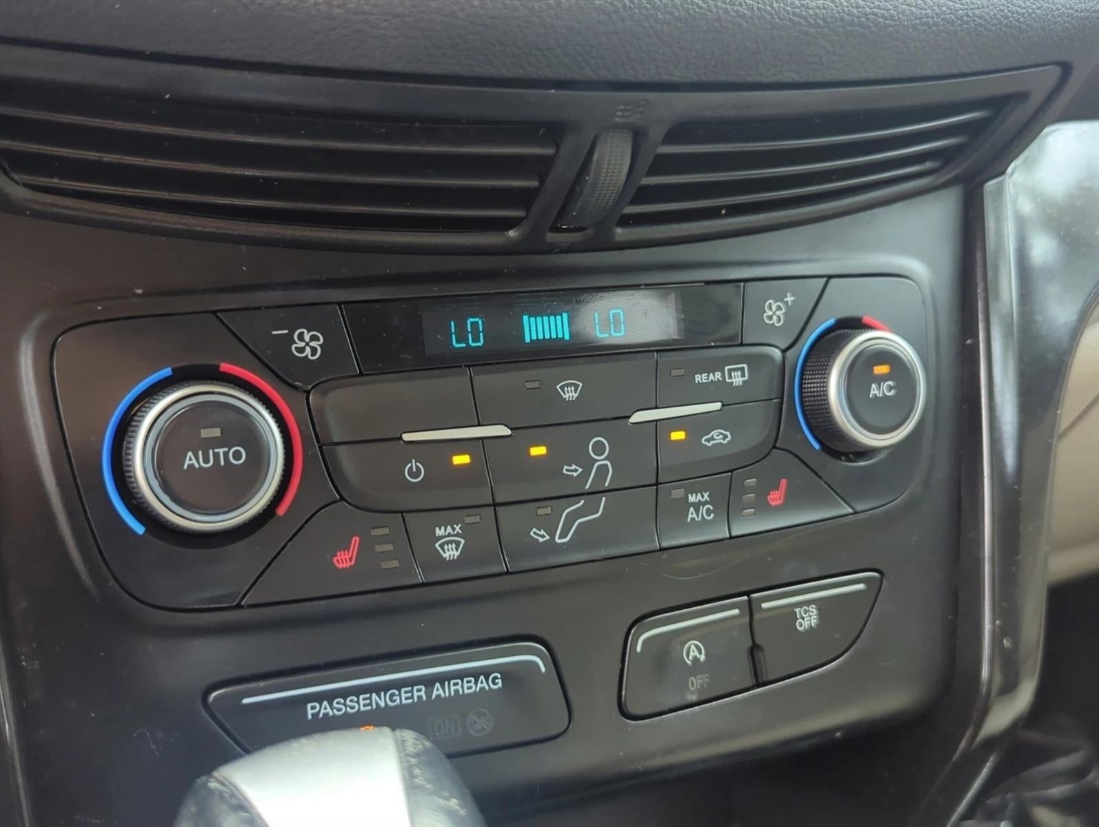 2017 Ford Escape Titanium FWD