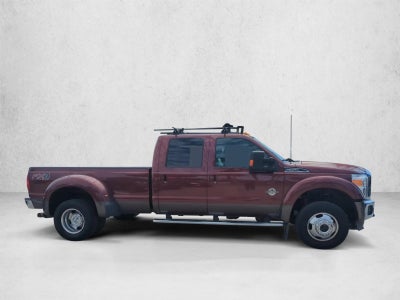 2016 Ford Super Duty F-350 DRW 4WD Crew Cab 8 Ft Box Lariat