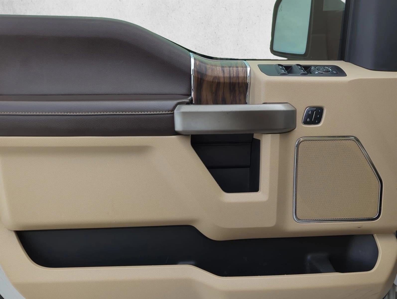 2018 Ford F-150 LARIAT 2WD SuperCrew 5.5' Box