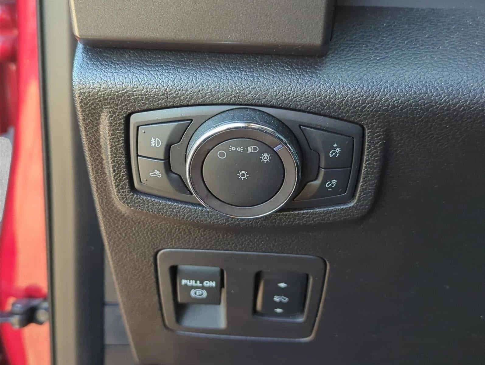 2018 Ford F-150 XLT 4WD SuperCrew 5.5' Box