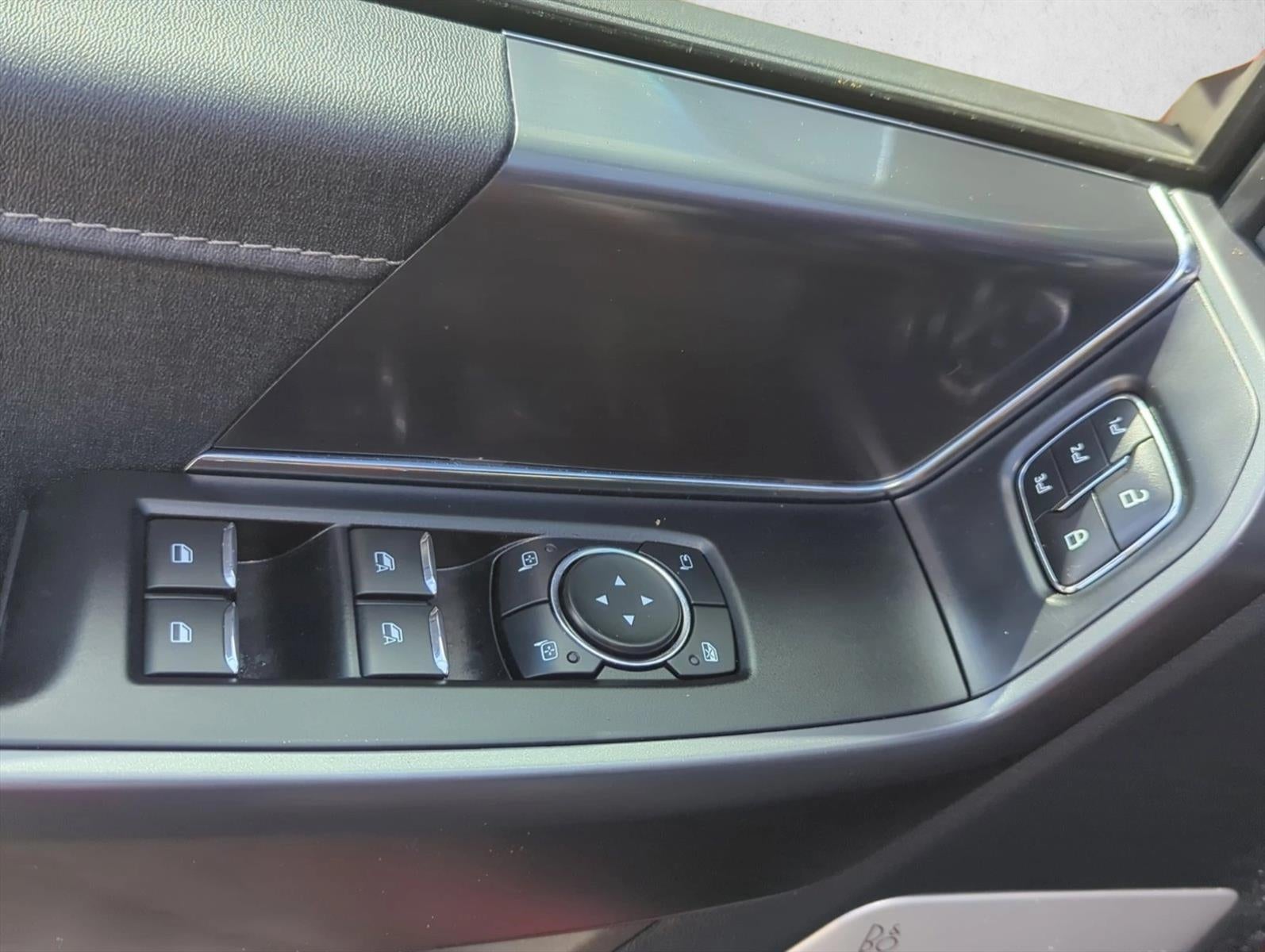 2025 Ford F-150 LARIAT 4WD SuperCrew 5.5' Box