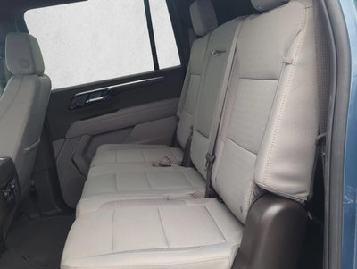 2025 Chevrolet Suburban 4WD LS