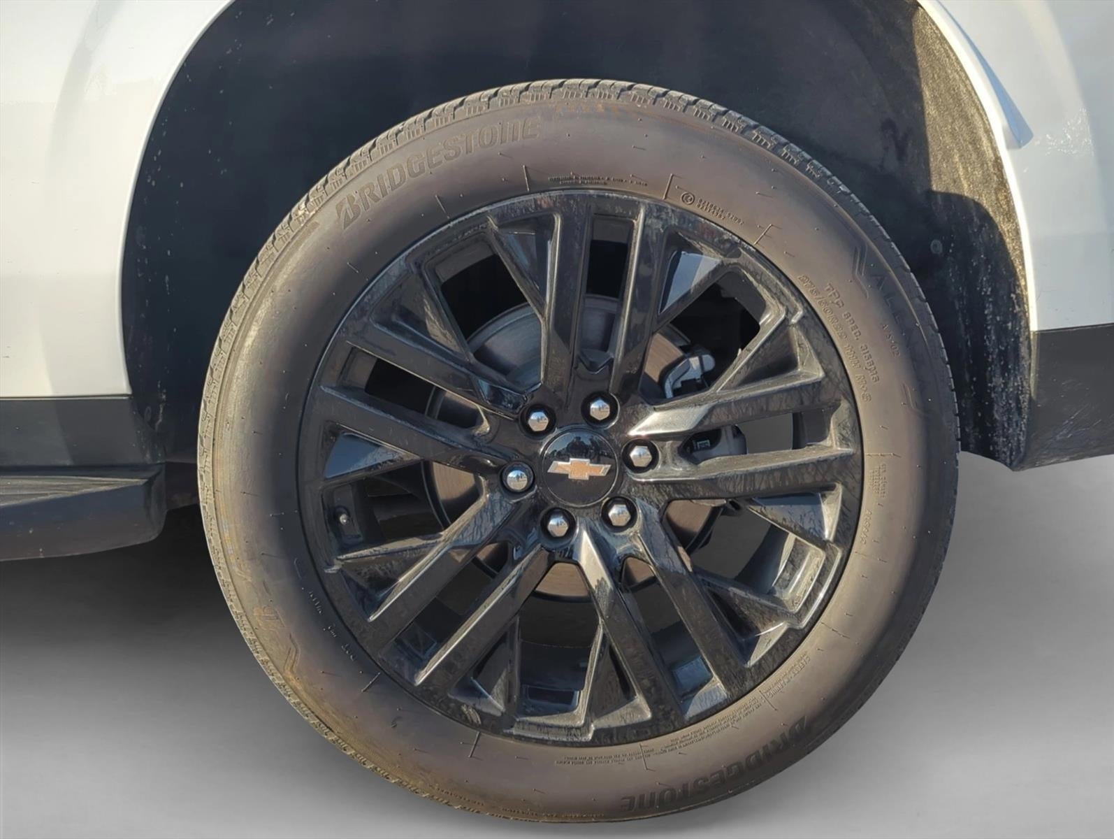 2024 Chevrolet Suburban 2WD LS