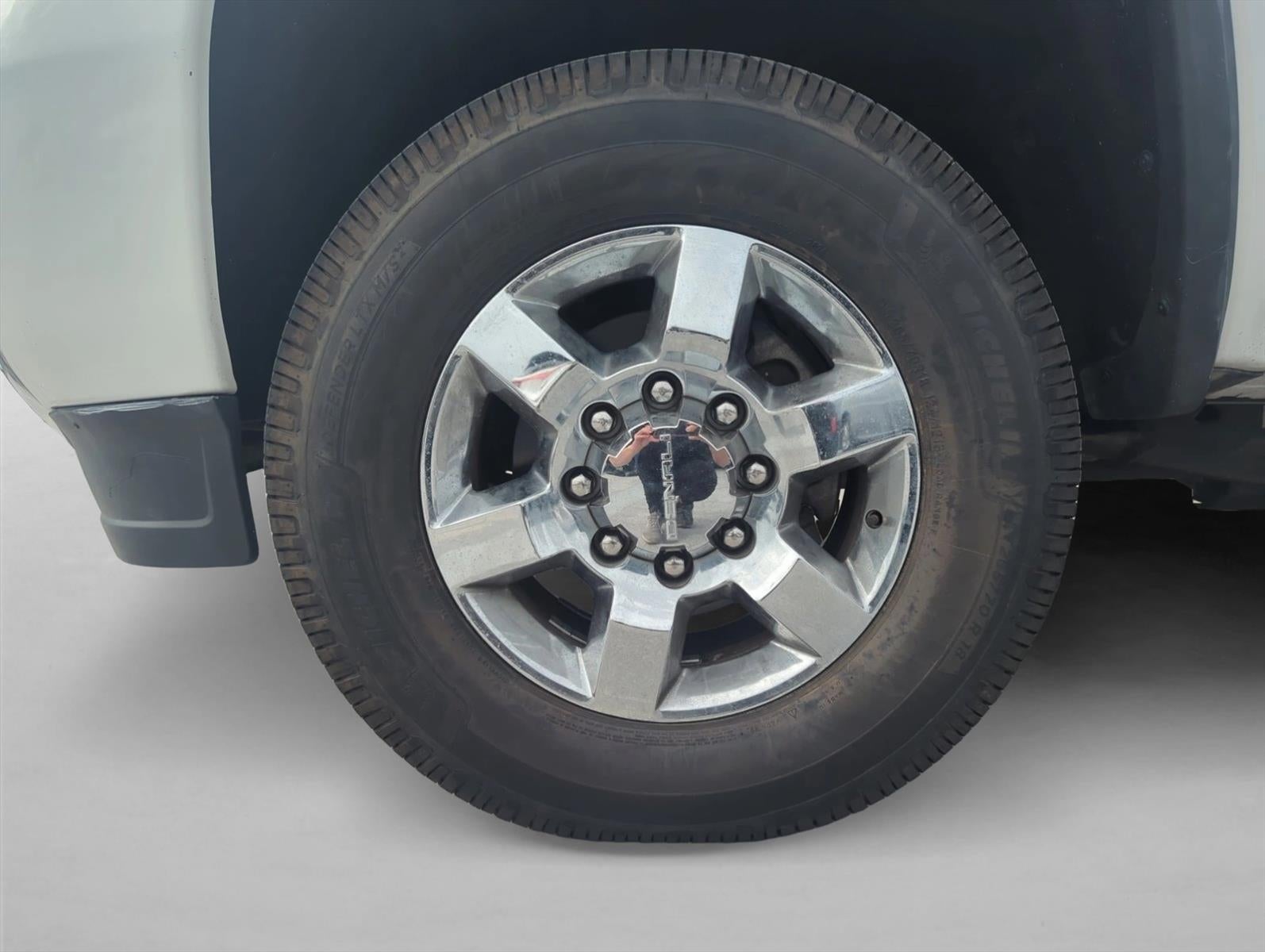 2018 GMC Sierra 3500HD Crew Cab Long Box 4-Wheel Drive Denali