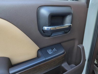 2017 GMC Sierra 3500HD Crew Cab Long Box 4-Wheel Drive Denali