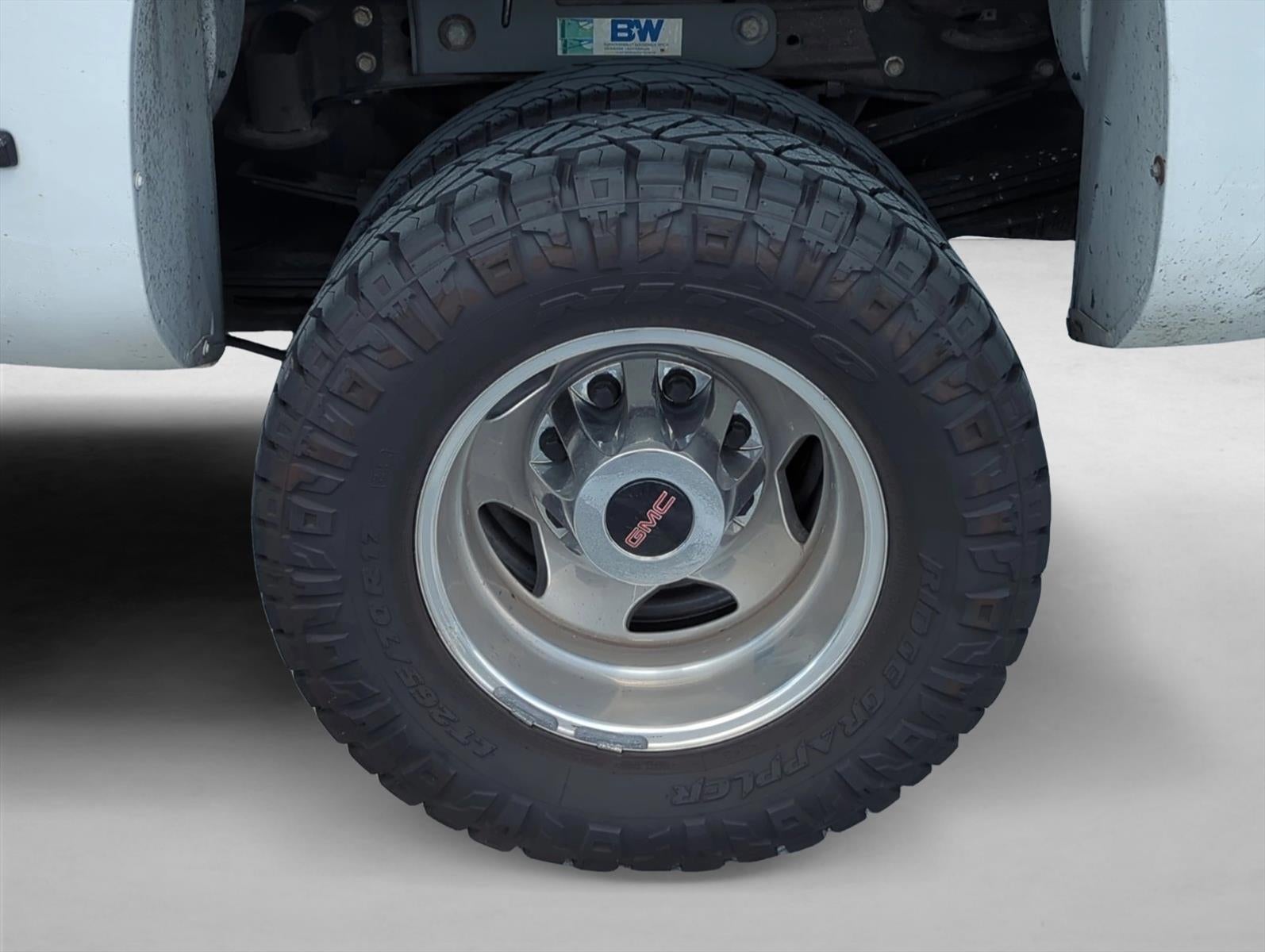 2017 GMC Sierra 3500HD Crew Cab Long Box 4-Wheel Drive Denali