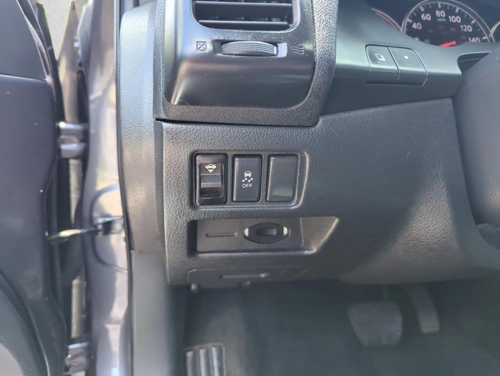 2013 Nissan Altima 2dr Cpe I4 2.5 S