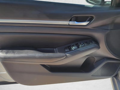 2022 Nissan Altima 2.5 SV Sedan