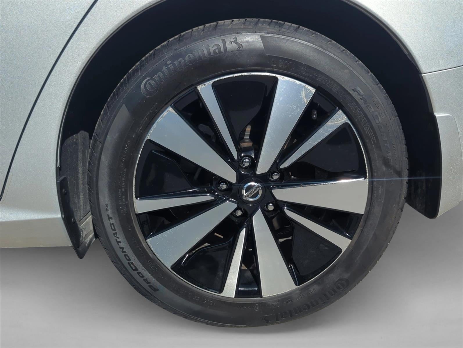2022 Nissan Altima 2.5 SV Sedan