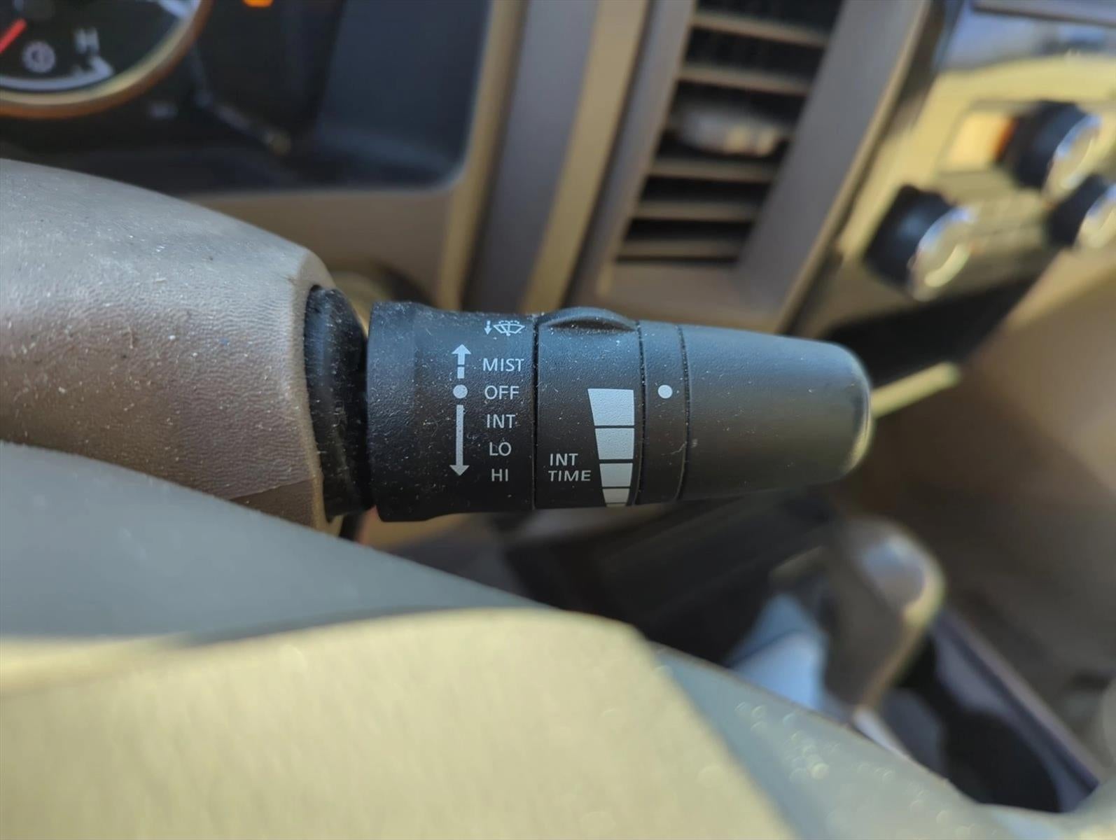 2014 Nissan Titan 4WD Crew Cab Short Bed SL