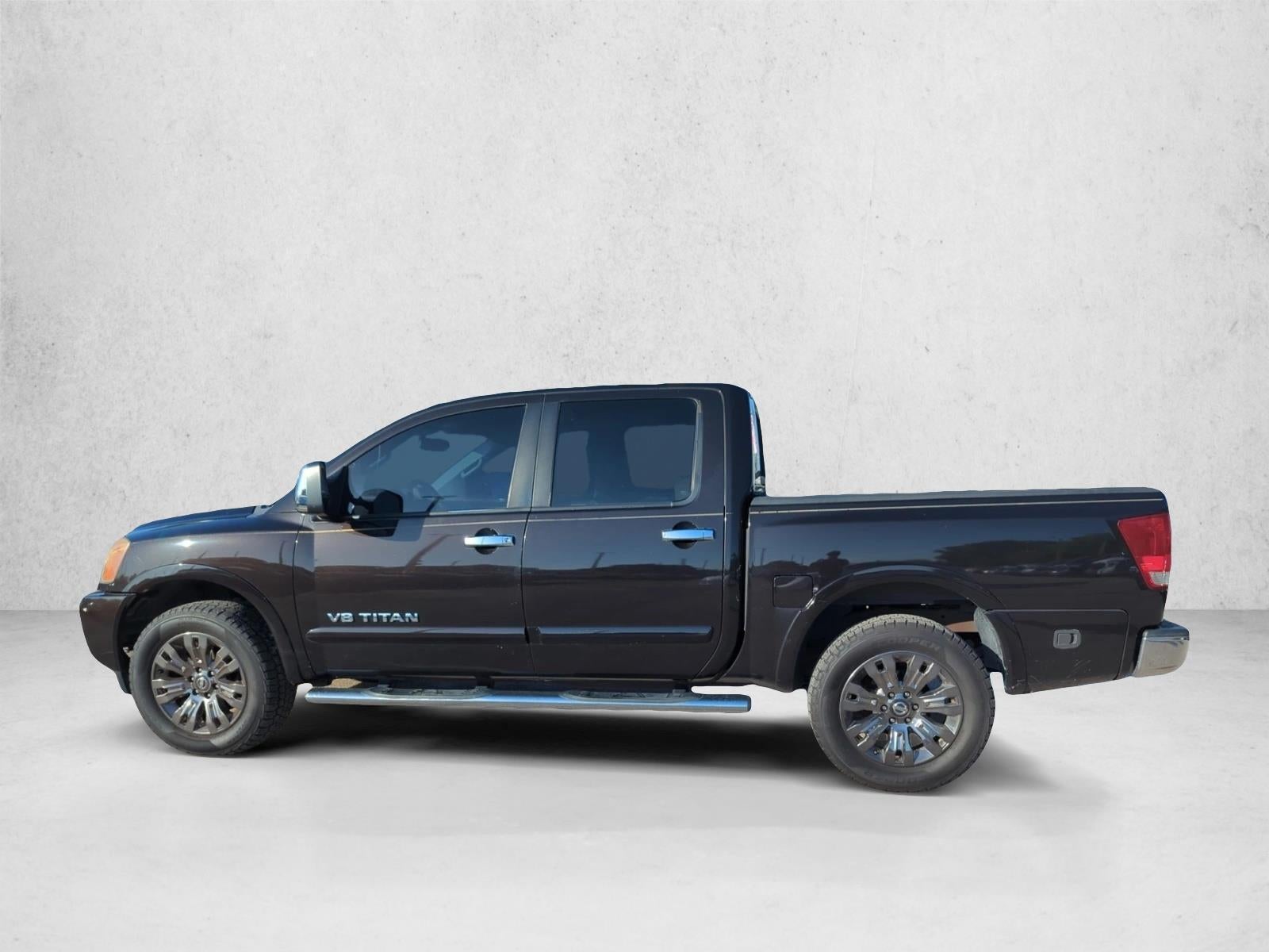 2014 Nissan Titan 4WD Crew Cab Short Bed SL