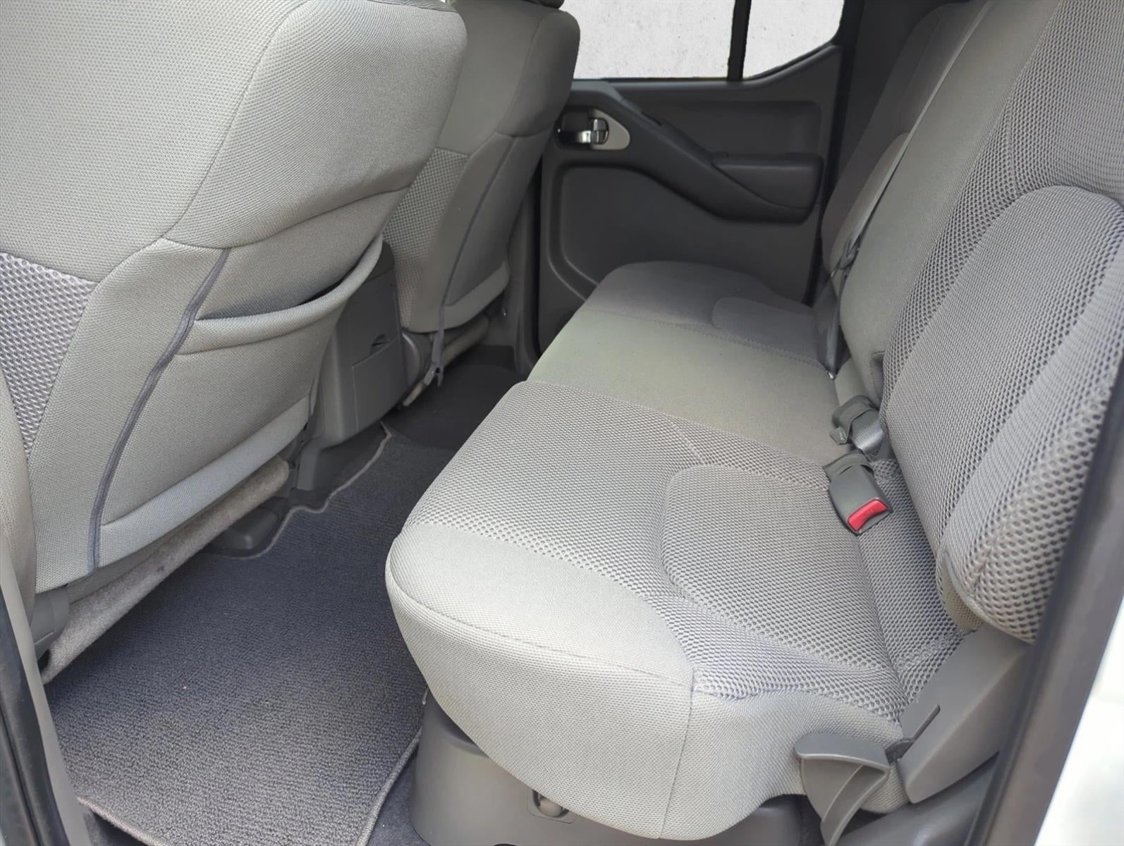 2020 Nissan Frontier Crew Cab 4x2 SV Auto