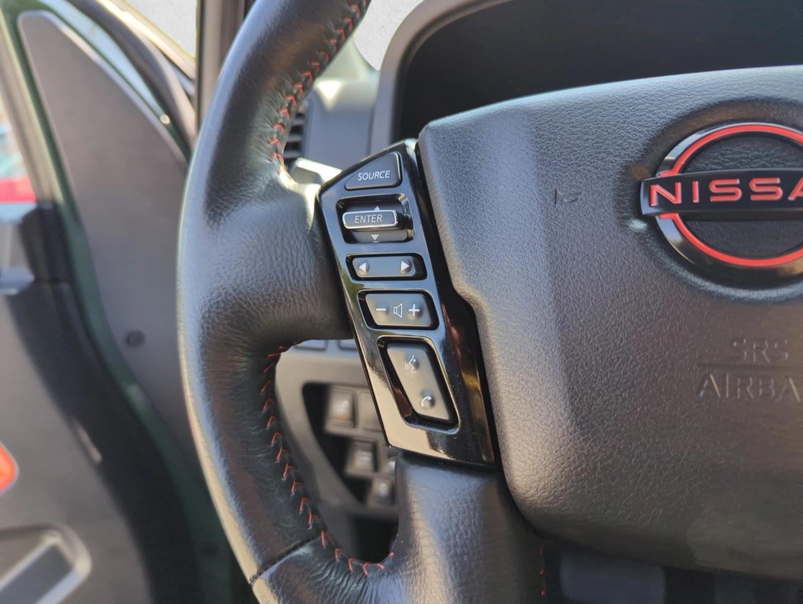 2023 Nissan Frontier Crew Cab 4x4 PRO-4X Auto