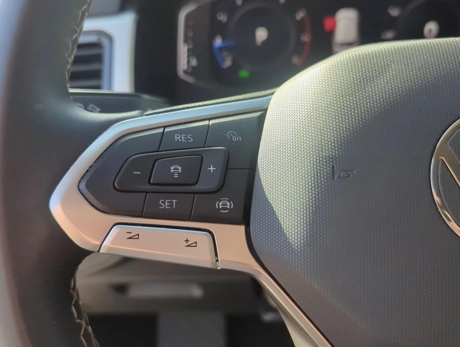2023 Volkswagen Atlas 3.6L V6 SE w/Technology FWD