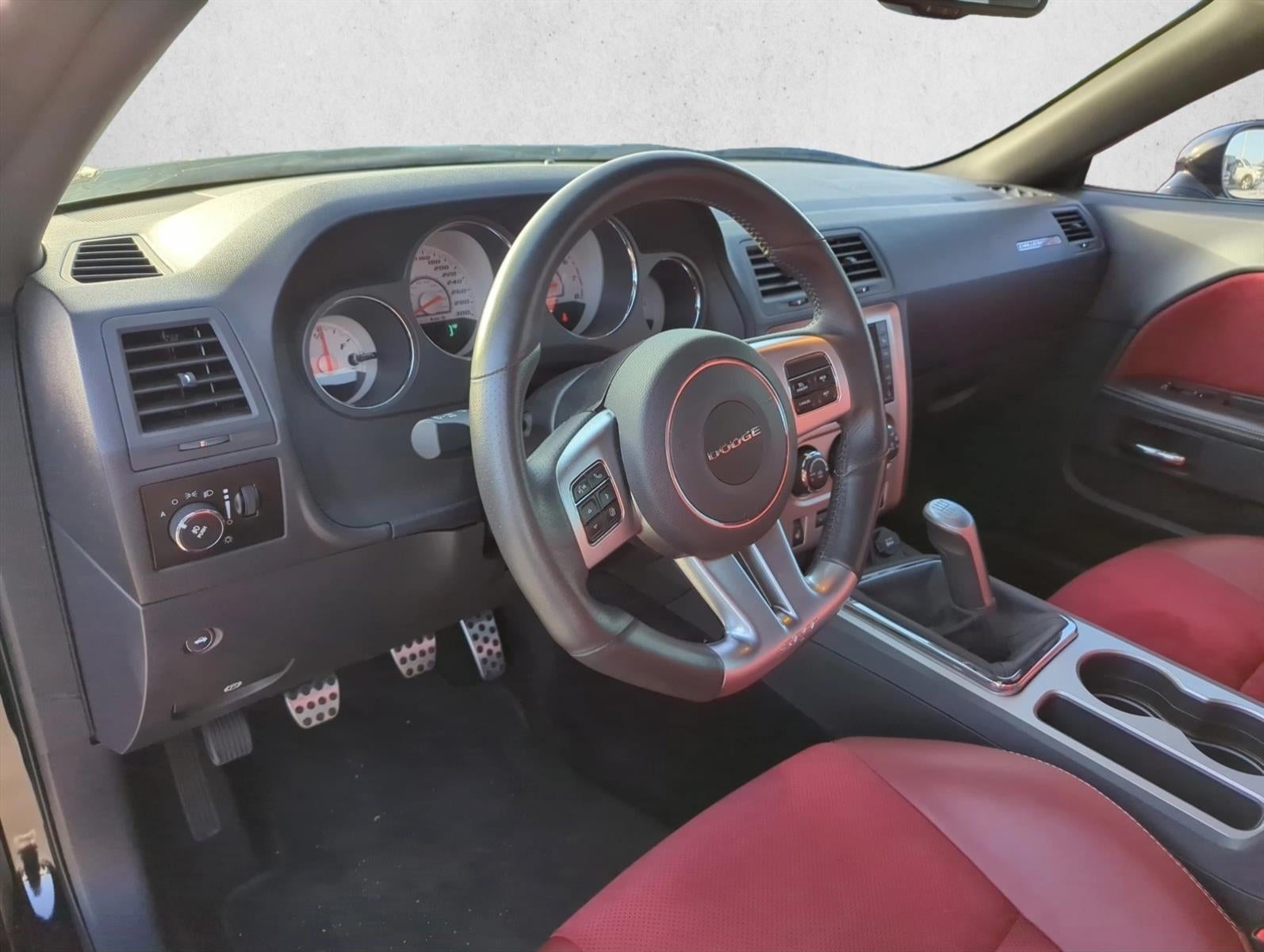 2013 Dodge Challenger 2dr Cpe SRT8