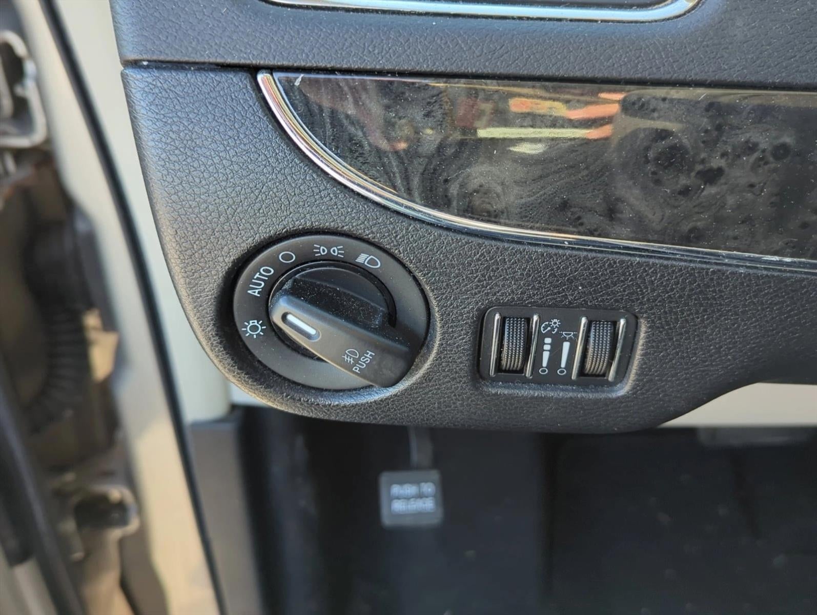 2013 Chrysler Town & Country 4dr Wgn Touring