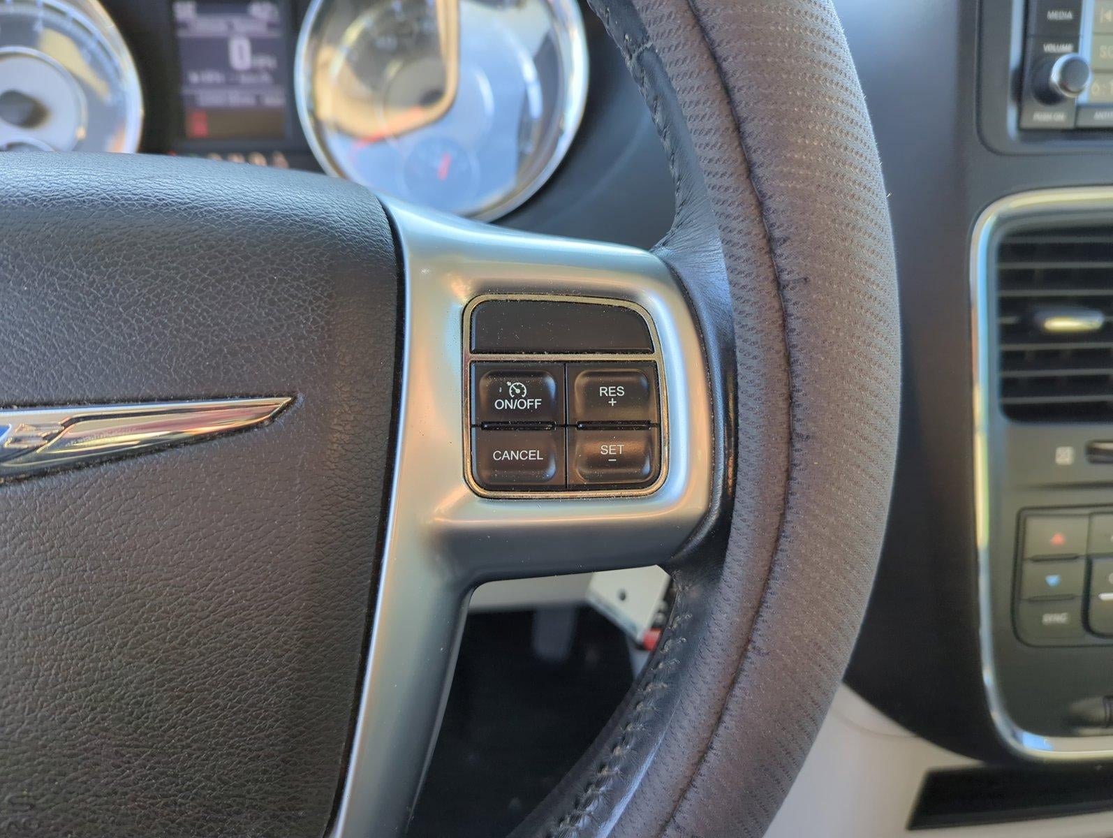 2013 Chrysler Town & Country 4dr Wgn Touring