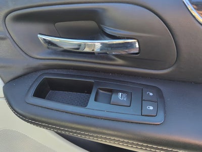 2013 Chrysler Town & Country 4dr Wgn Touring