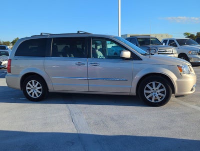 2013 Chrysler Town & Country 4dr Wgn Touring