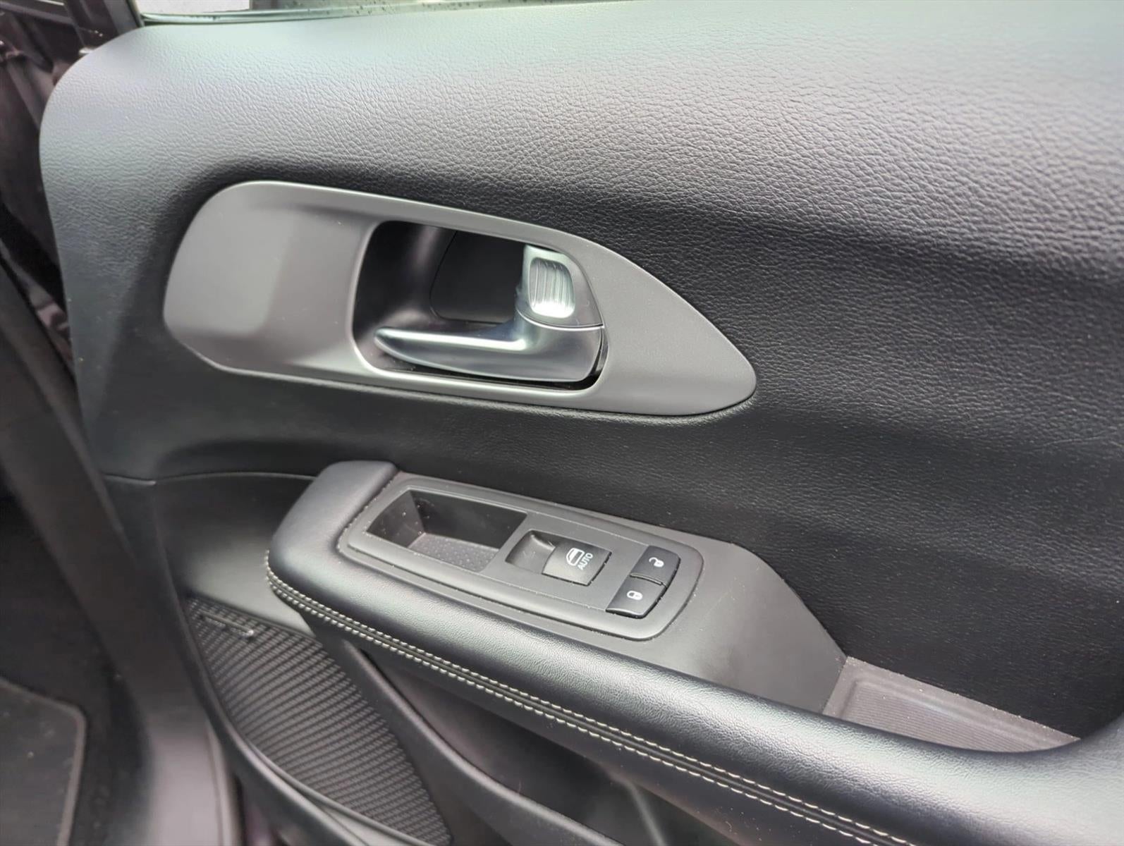 2019 Chrysler Pacifica Limited FWD