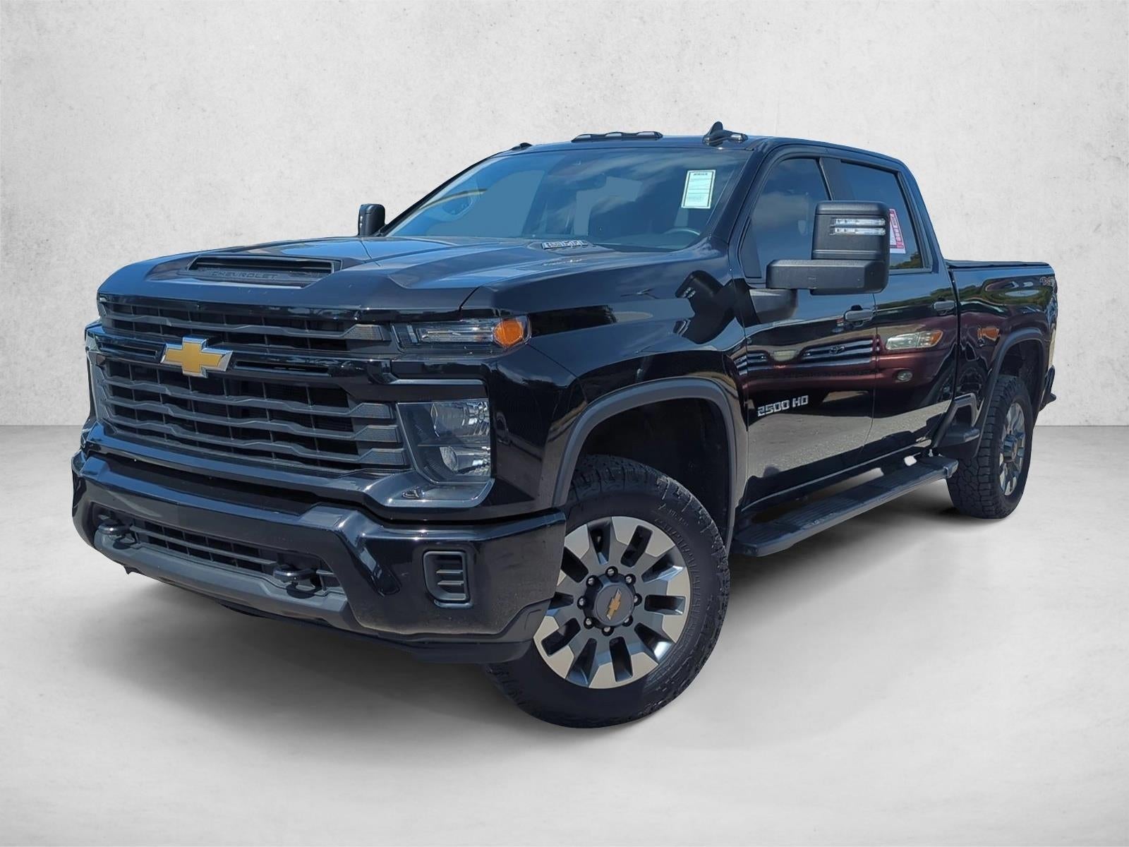 2024 Chevrolet Silverado 2500 HD Crew Cab Standard Box 4-Wheel Drive Custom