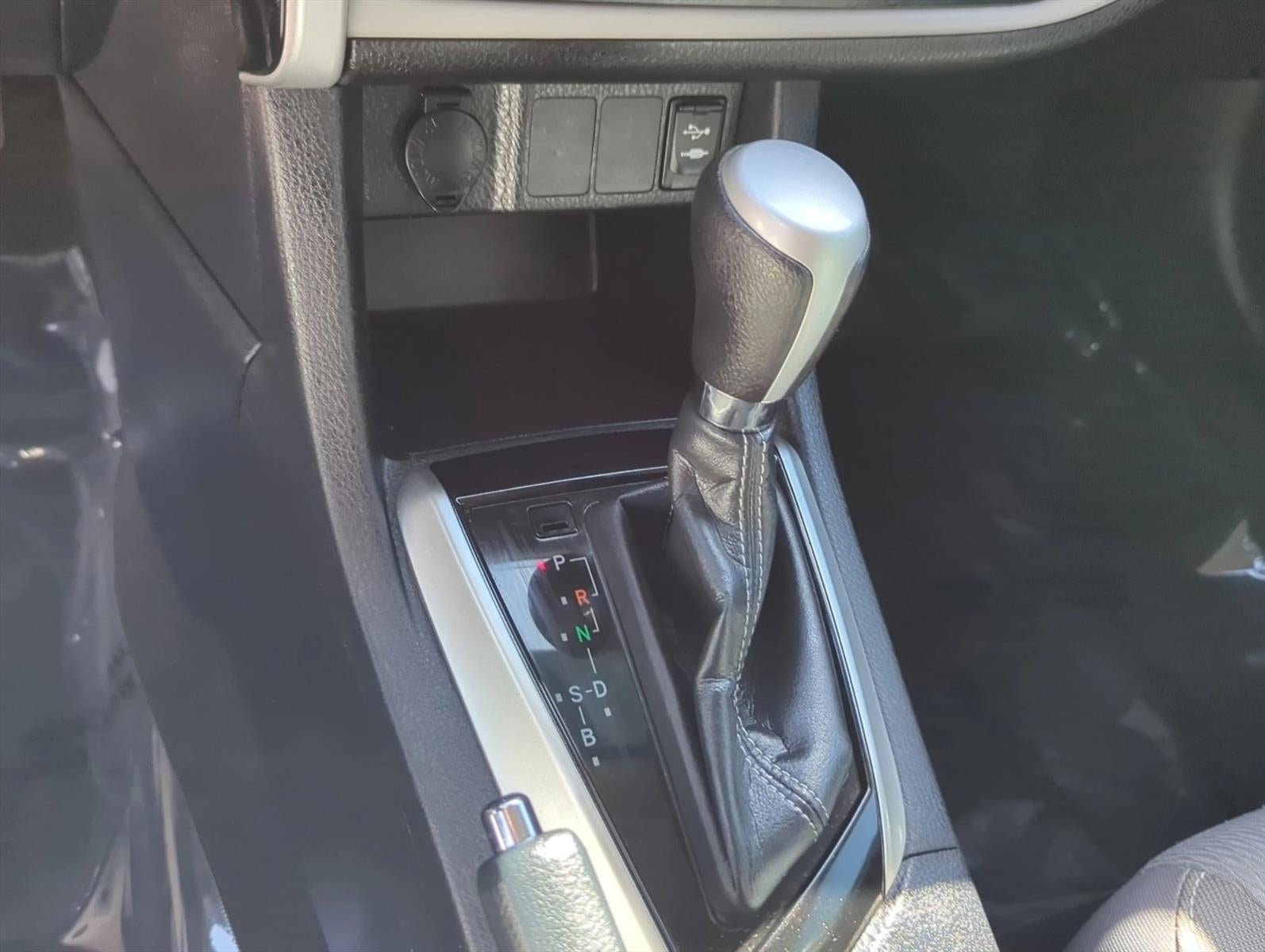 2018 Toyota Corolla LE Eco CVT (Natl)