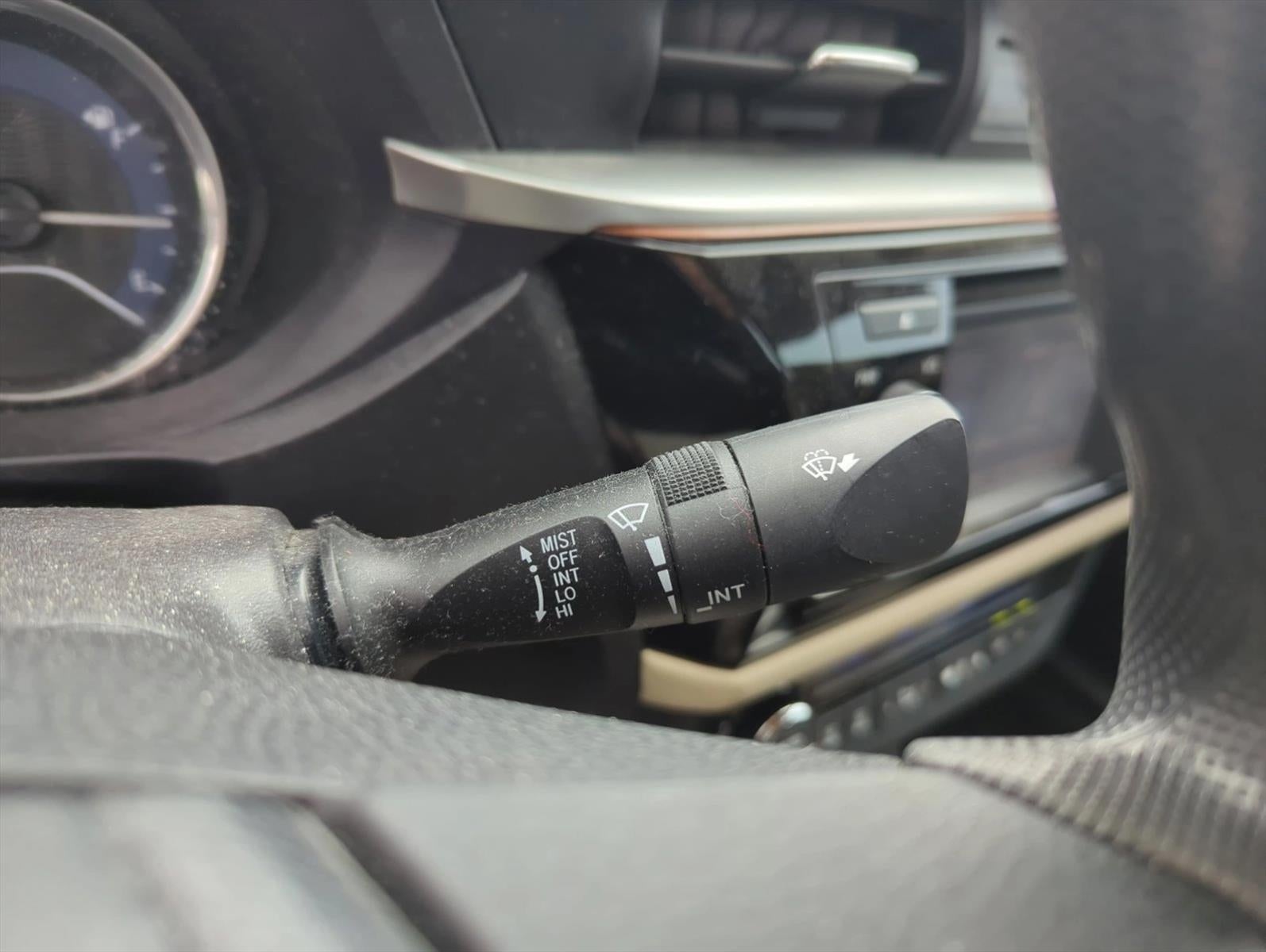 2016 Toyota Corolla 4dr Sdn CVT Auto LE (Natl)