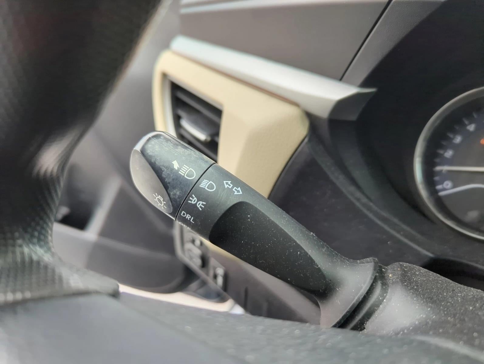 2016 Toyota Corolla 4dr Sdn CVT Auto LE (Natl)