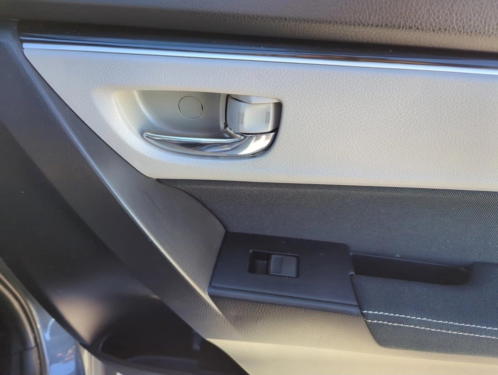 2017 Toyota Corolla L CVT (Natl)